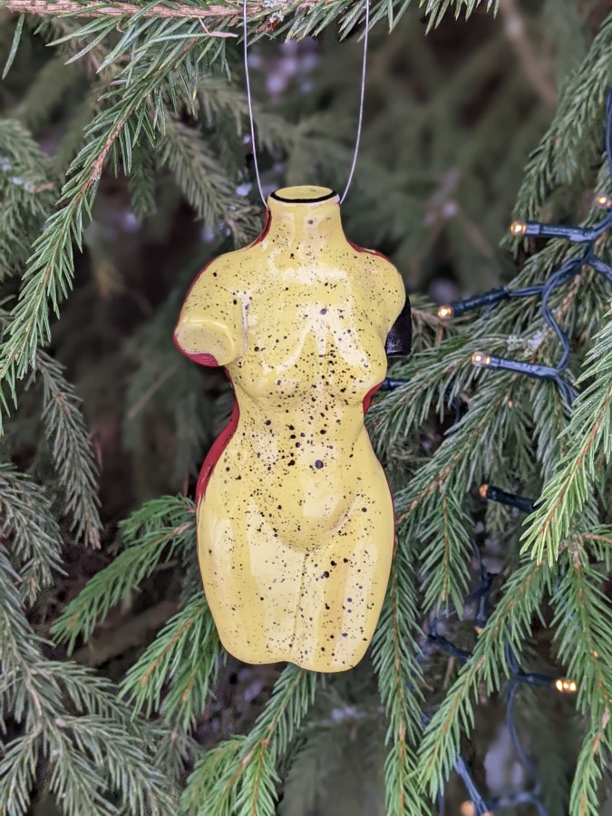 Yellow Venus - Christmas toy