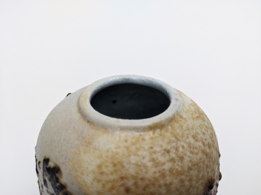 Anagama Porcelain vase